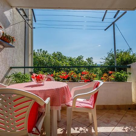 Apartment Dragica Krk Town Exterior photo