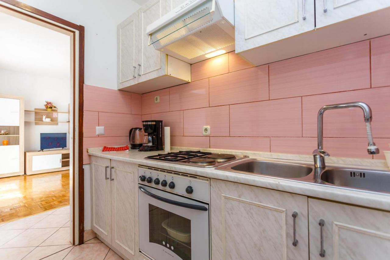 Apartment Dragica Krk Town Exterior photo